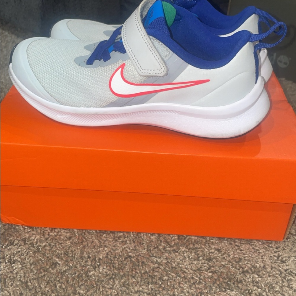 Nike Kids Gray and Blue Sneakers with Red Swoosh